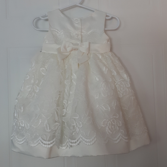 ⭐Blueberi Boulevard Baby Girls' Lace Dress 12M - Picture 6 of 8